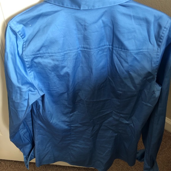 Limited Essential Button down - Picture 3 of 3